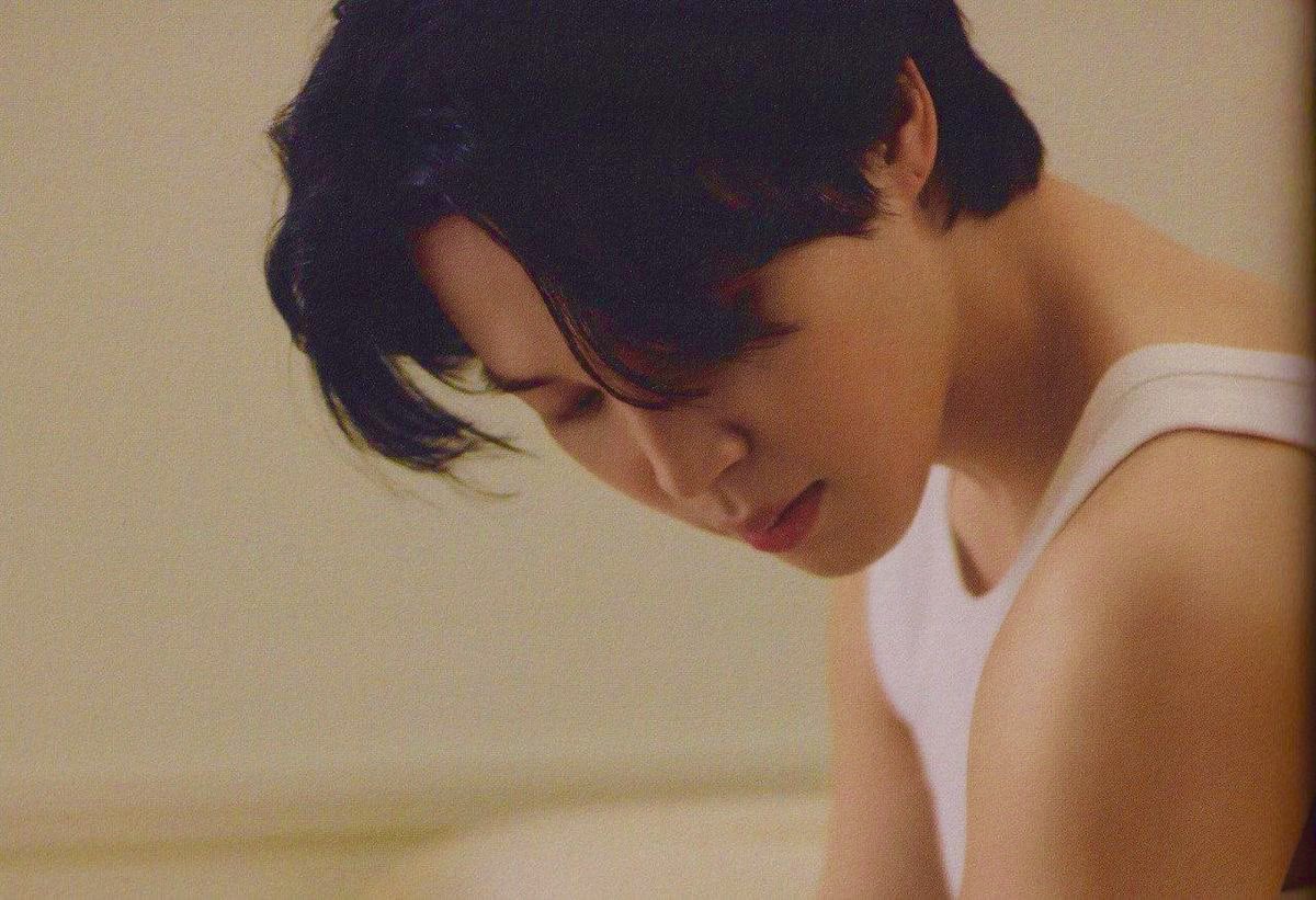 bangtway's tweet image. petrified 🪨

uma #jikookau onde:

o relacionamento de jimin e jungkook foi a ruínas, mas acreditar em concertar algo quebrado ainda era o que sustentava o fio de esperança que estava cravado em seus corações.