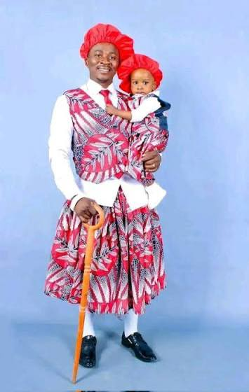 MacJordaN's tweet photo. Imagine Zambians are trolling President Mahama for wearing Fugu. 

Imagine people who dress like they’re late for a 1970s choir rehearsal trying to critique our majestic Northern Fugu. #Zambia #Ghana https://t.co/rGfFeeNxPS