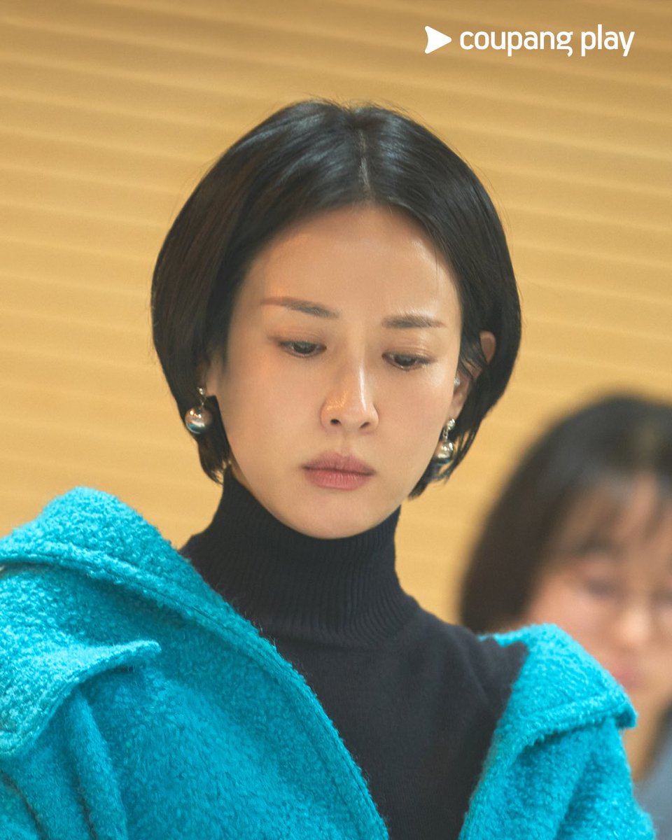 행복한 가정을 팔아온 인기 인플루언서 부부와
진흙탕 이혼 소송 중인 이웃집 의사 부부의
감당 불가 연쇄 충돌 블랙코미디 ⚡

쿠팡플레이 시리즈
<지금 불륜이 문제가 아닙니다>
제작 및 캐스팅 확정 🙌🏻

#쿠팡플레이 #CoupangPlay
#지금불륜이문제가아닙니다
#김혜수 #조여정 #김지훈