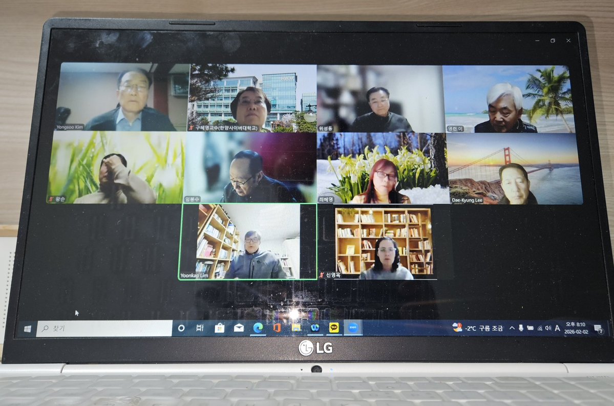 ♡ PAUA교수지원단 회의 ♡

우간다, 캄보디아, 키르키스스탄 선교대학을 지원하는 교수선교사님들의 안내와 아울러 그동안의 교수지원단 사업 진행사항에 대한 보고가 있었습니다.
저는 온라인선교대학에 대한 비전을 들으면서 뜨거움을 느꼈습니다.