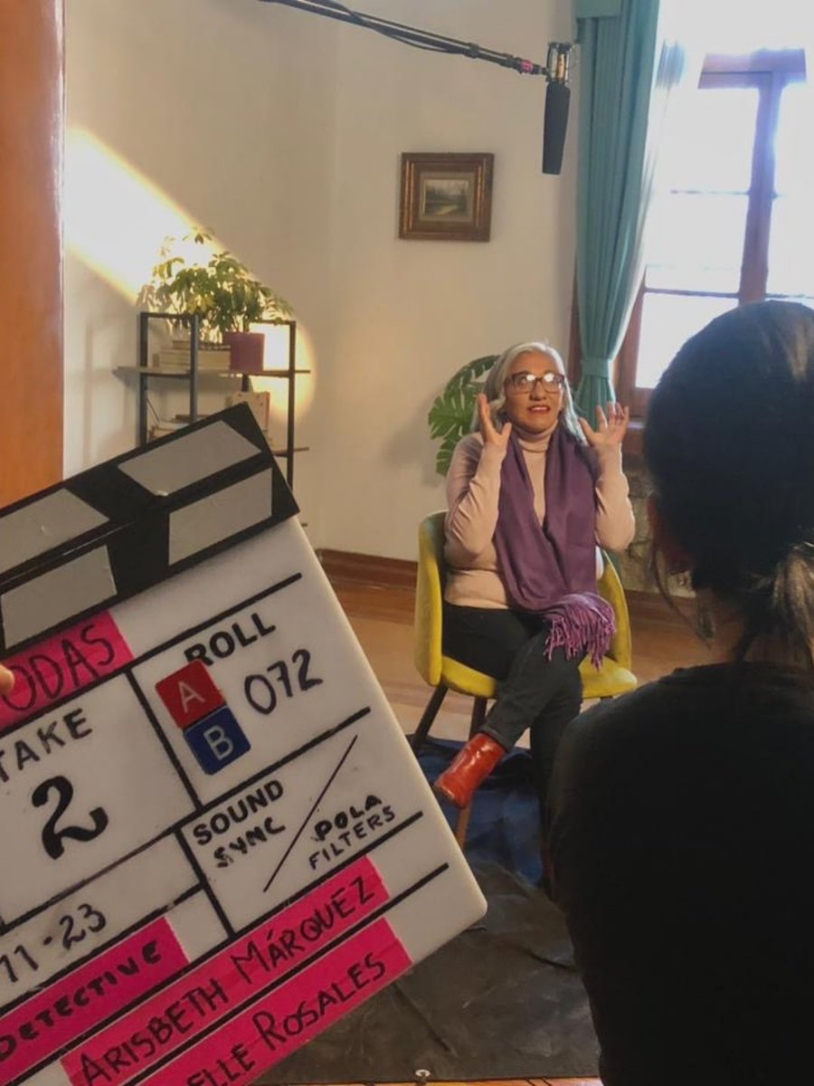 Detective tweet media