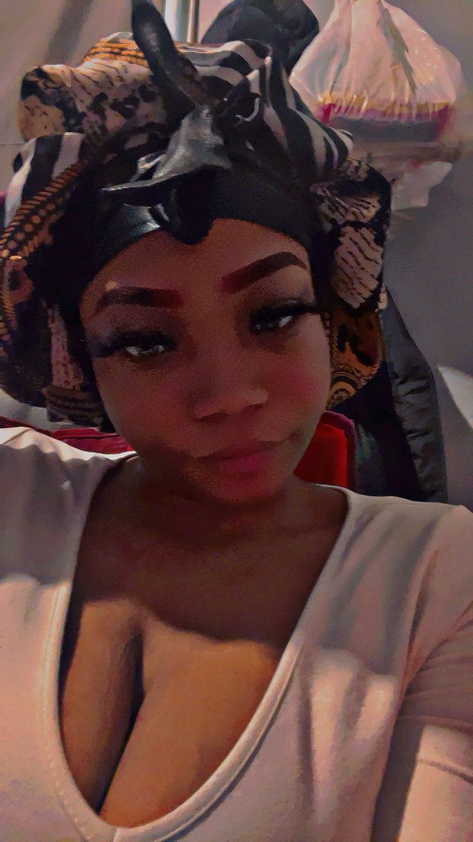 Foxxyy_Brownnn tweet media
