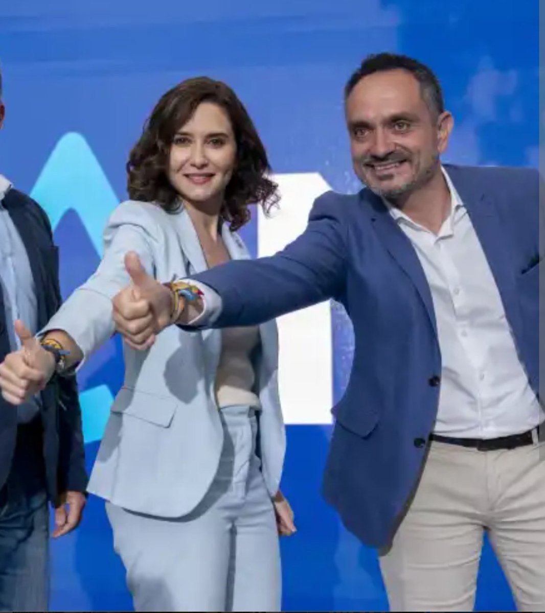 El PP presionó a una concejala para tapar una acusación de acoso contra Manuel Bautista, alcalde de Móstoles. La edil escribió a Ayuso por carta y ante la falta de respaldo entregó su acta y abandonó la política. Tremendo.