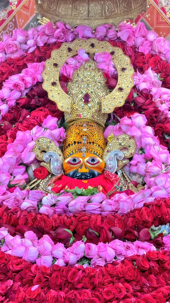 "हारे का सहारा बाबा श्याम हमारा"