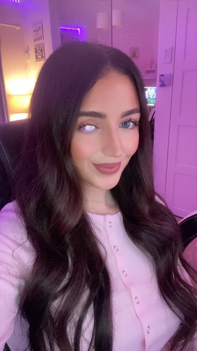 MissKerrbear ✧.* tweet media