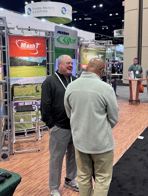 ModernTurfGolf tweet media