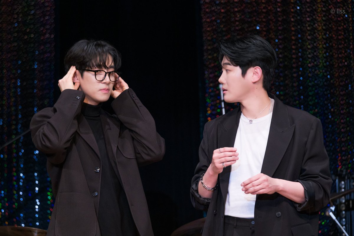 리스_pic tweet media