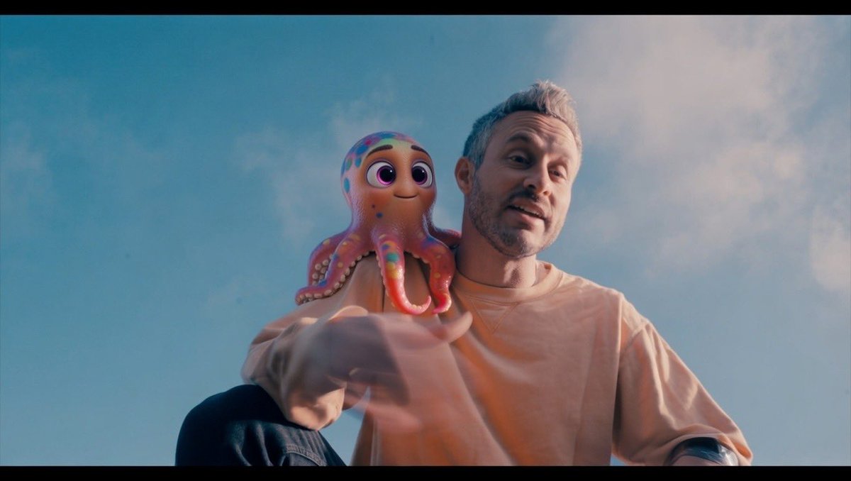 brett goldstein tweet media