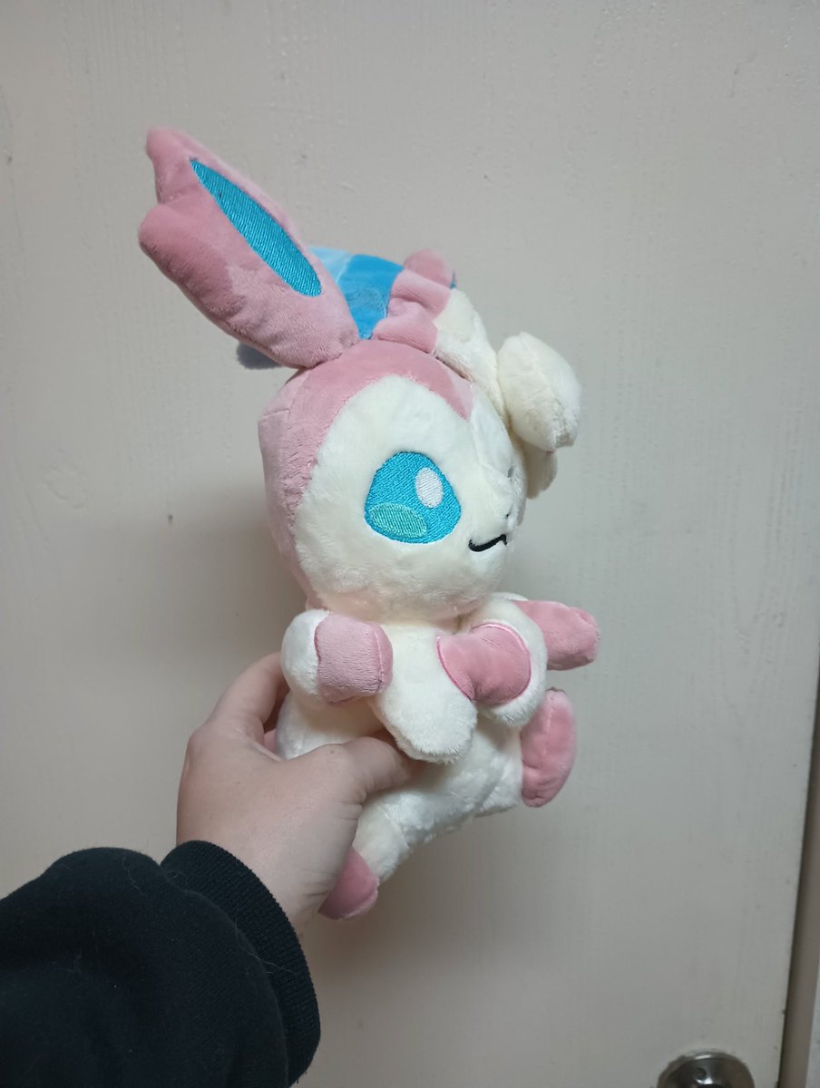 ArielGrahamVA tweet media