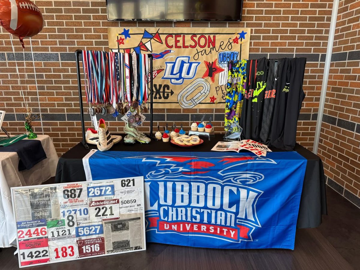 gilmerxc's tweet photo. Congrats to all the kids signing today.   Especially, our own Celson James.  
@LCUCHAPS
@LCUtrackcc https://t.co/L9qTfu74GI
