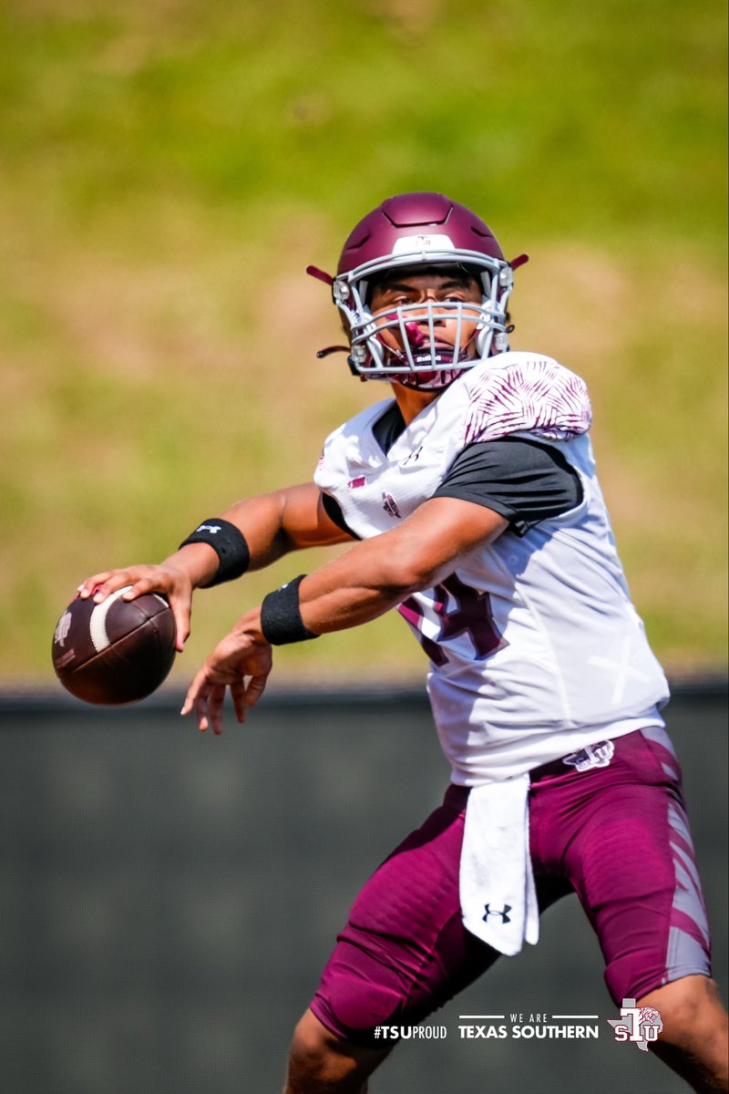 jace✝️ tweet media