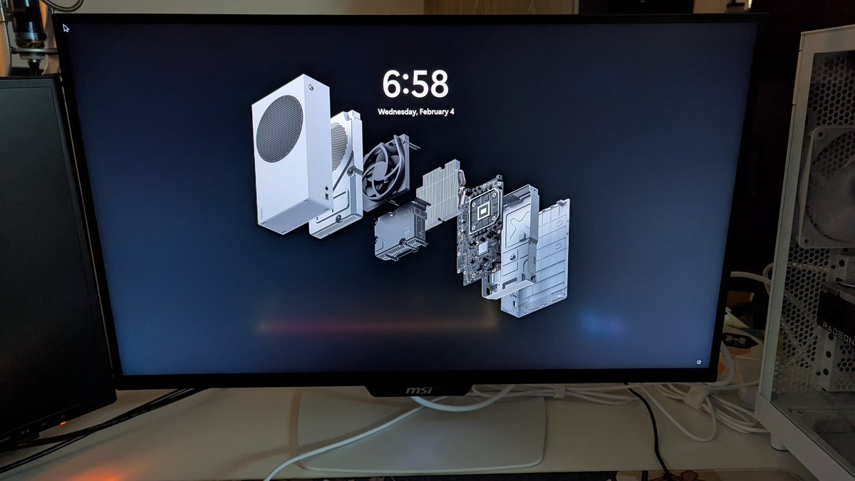 blueamcat tweet media