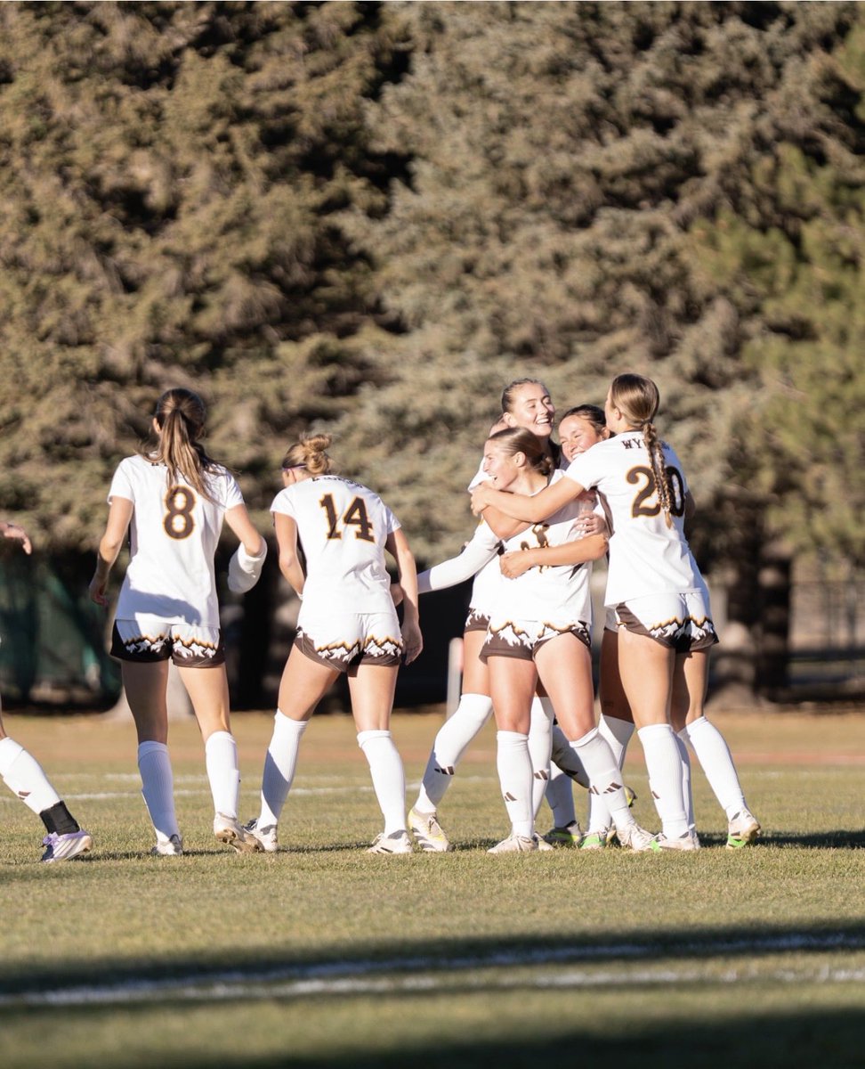 Wyoming Cowgirl Soccer tweet media