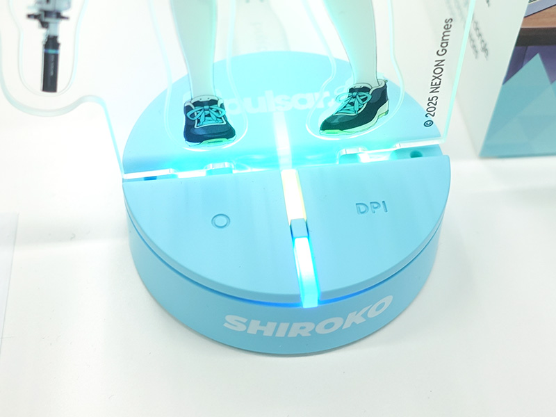 watch_akiba's tweet image. 更新：「Pulsar×ブルアカ」コラボゲーミングマウス「X2 CrazyLight BlueArchive Edition」の実機展… akiba-pc.watch.impress.co.jp/docs/news/news… #Pulsar #ゲーミングマウス #ブルアカ