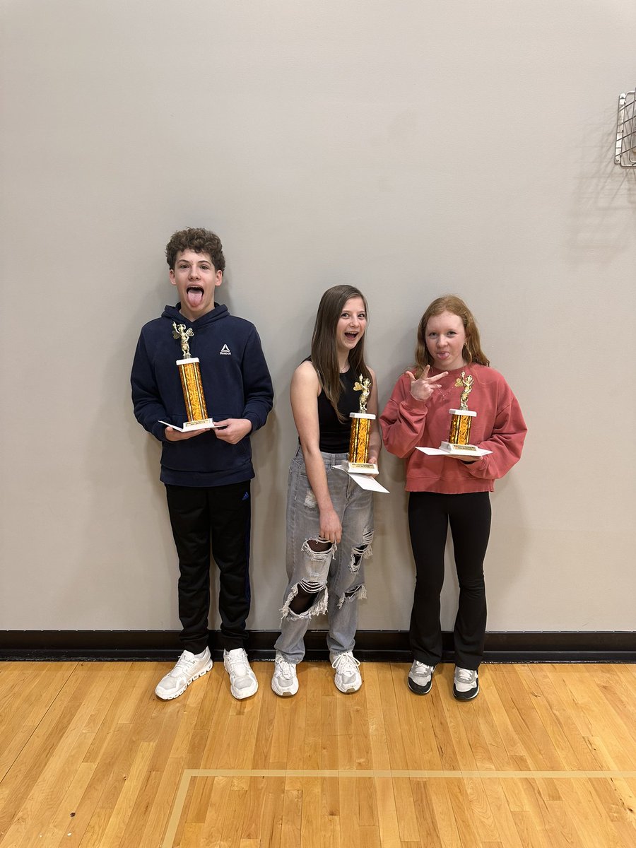 Spelling Bee winners!! 🐝

Bee-yond proud of these kids!!! Braylon placed 2nd, Rebekah 3rd, and Hadley 4th! Way to represent Cross County!! 💪🏼💙 
<a href="/CrossCounty1/">Cross County</a>