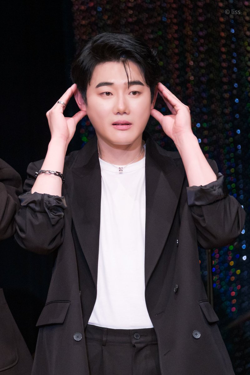 리스_pic tweet media