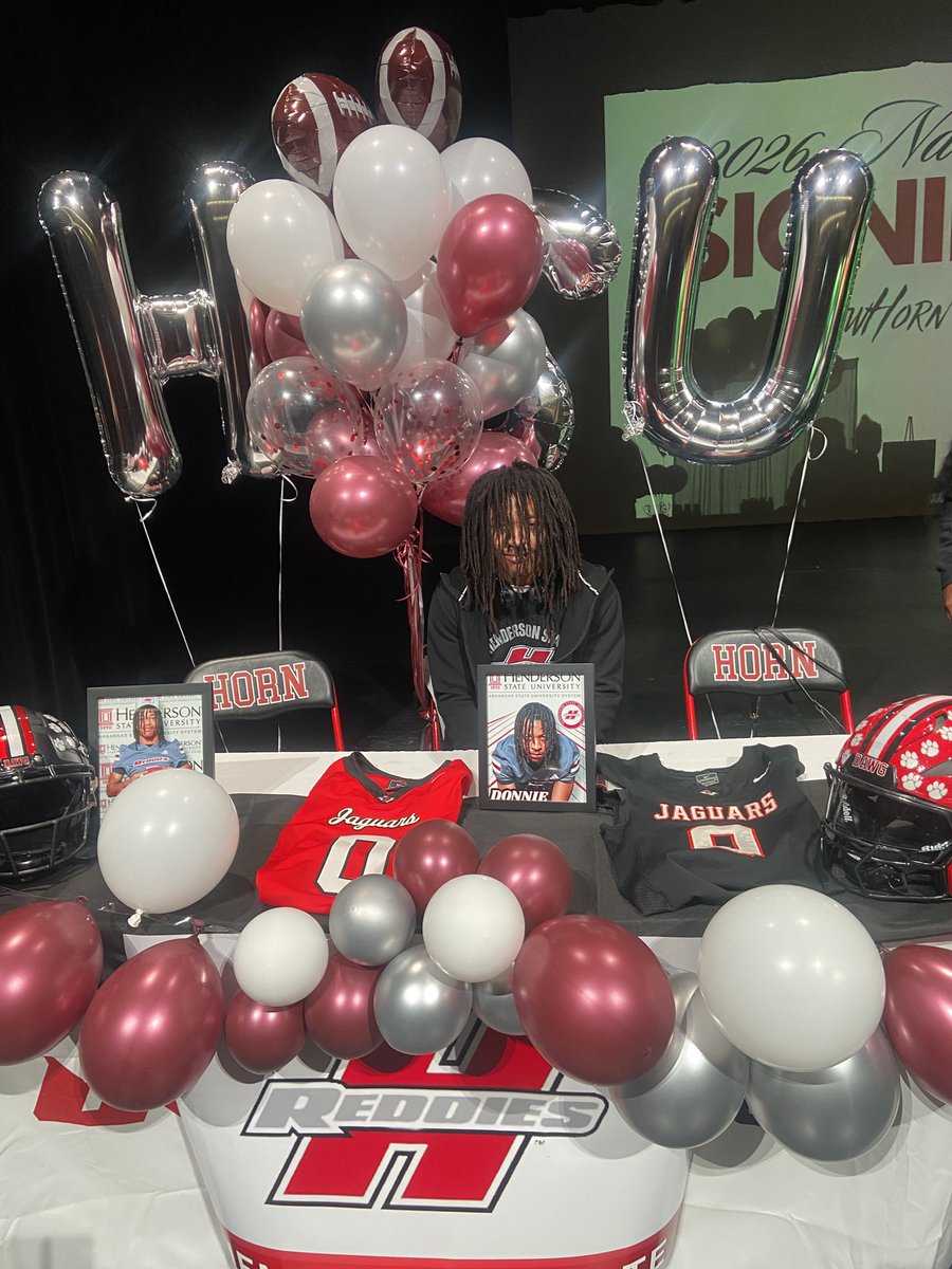 Donnielll26's tweet image. This is a good bye…but not the end Welcome to #TheBeginning #HSU #CollegeBound