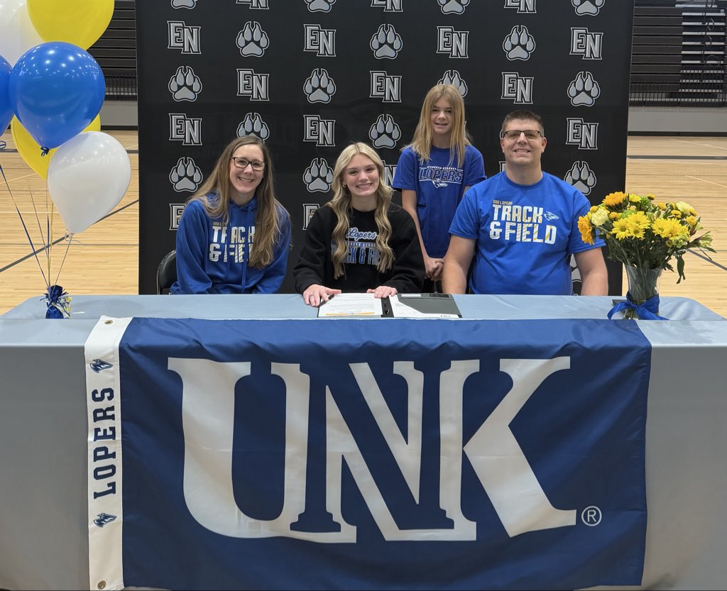 Elkhorn North XC tweet media