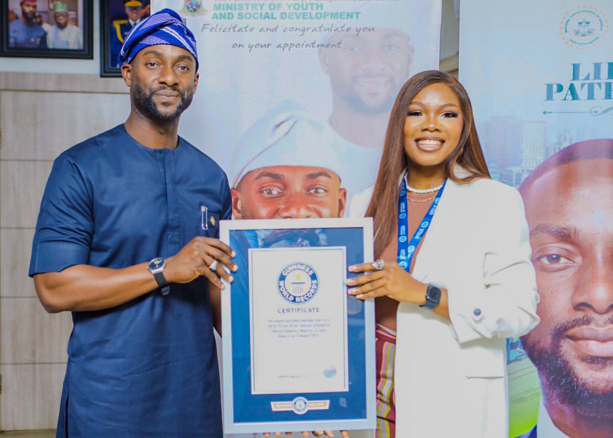 Tes_glam's tweet photo. Thank you, Honorable Commissioner, for your support throughout my Guinness World Records journey. Your commitment to uplifting and empowering young talents continues to inspire a new generation to pursue greatness. I’m sincerely grateful 🙏🏽

#gwr #guinnessworldrecords #theresa #longestmakeupmarathon #guinnessworldrecordsholder