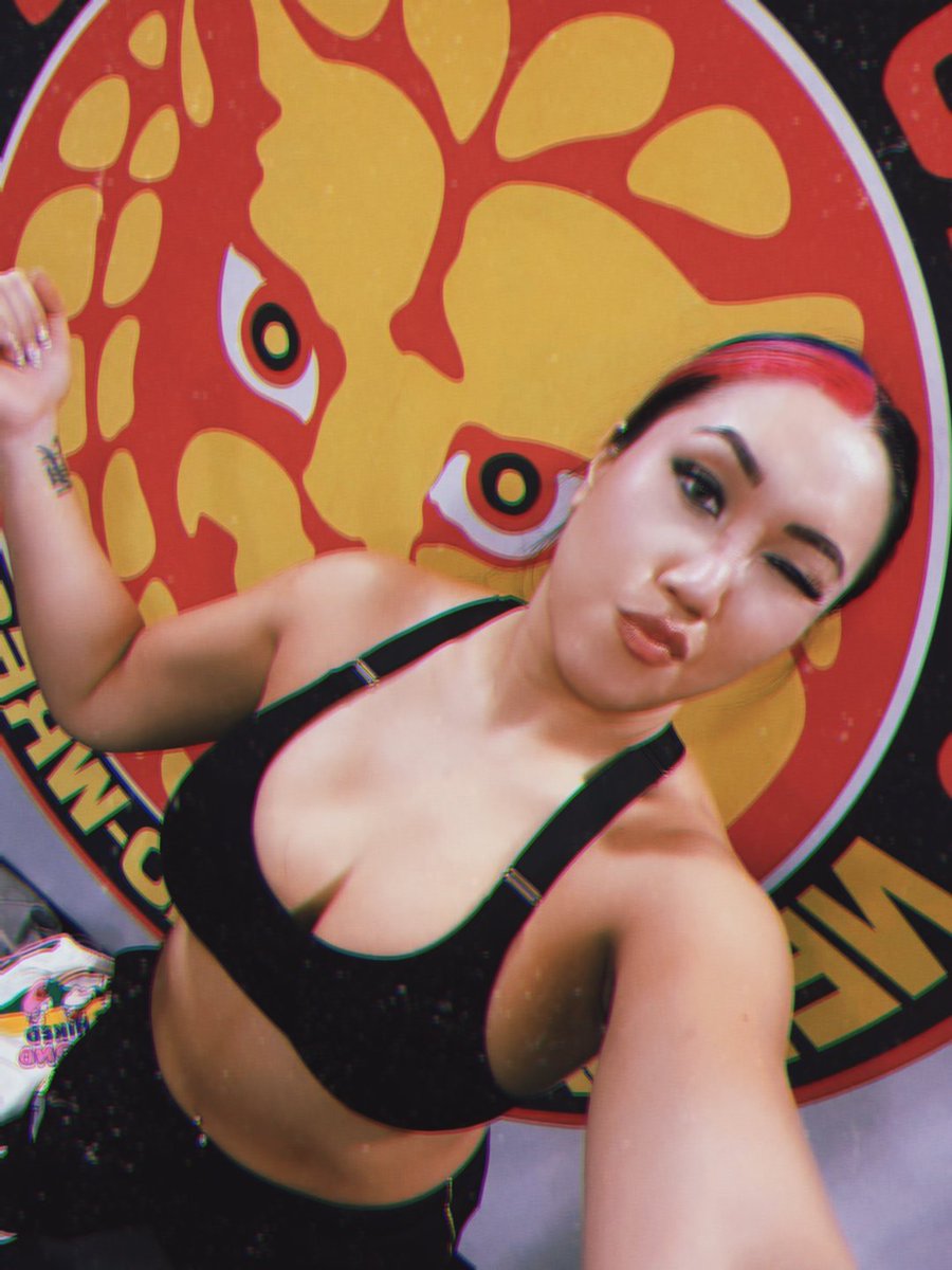 JulesKingx's tweet photo. Let's get physical. https://t.co/jLjrkAbtsq