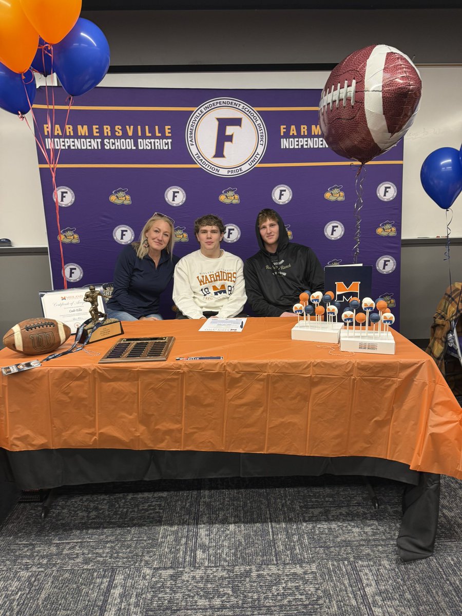 Cade F. Ellis tweet media