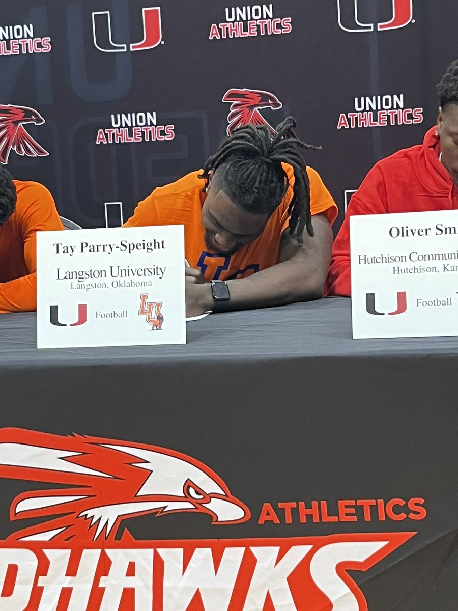 Tay Parry tweet media