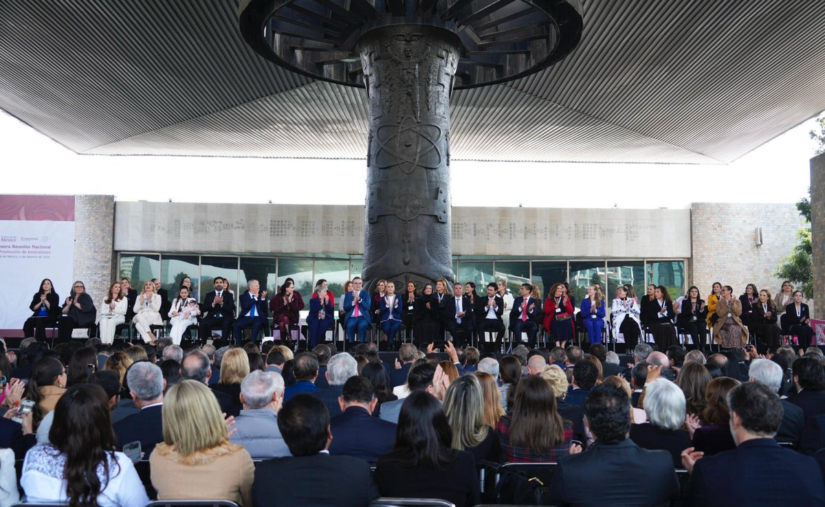 Presente en la Primera Reunión Nacional de Promoción de Inversiones, realizada en el Museo Nacional de Antropología, encabezada por nuestra Presidenta Claudia Sheinbaum Pardo y el secretario de Economía Marcelo Ebrard.

En este encuentro participaron empresarias y empresarios