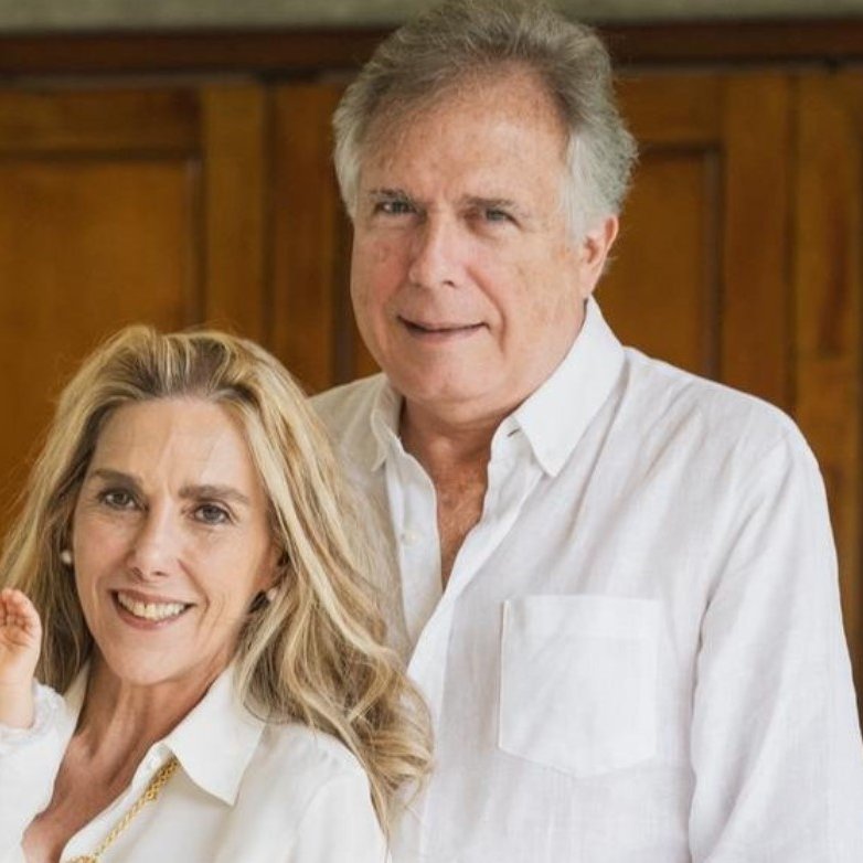 tiafatimasaleh's tweet image. LIBERADO el argentino ROBERTO BALDO y a su esposa Montserrat de Baldo, tras pasar mas de #1año preso  en distintas cárceles. 
#QueSeanTodos