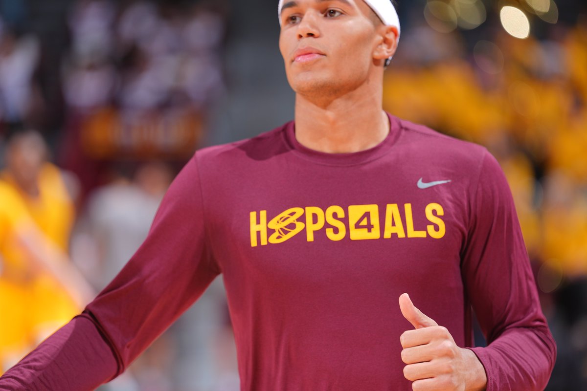 Minnesota Men's Basketball tweet media