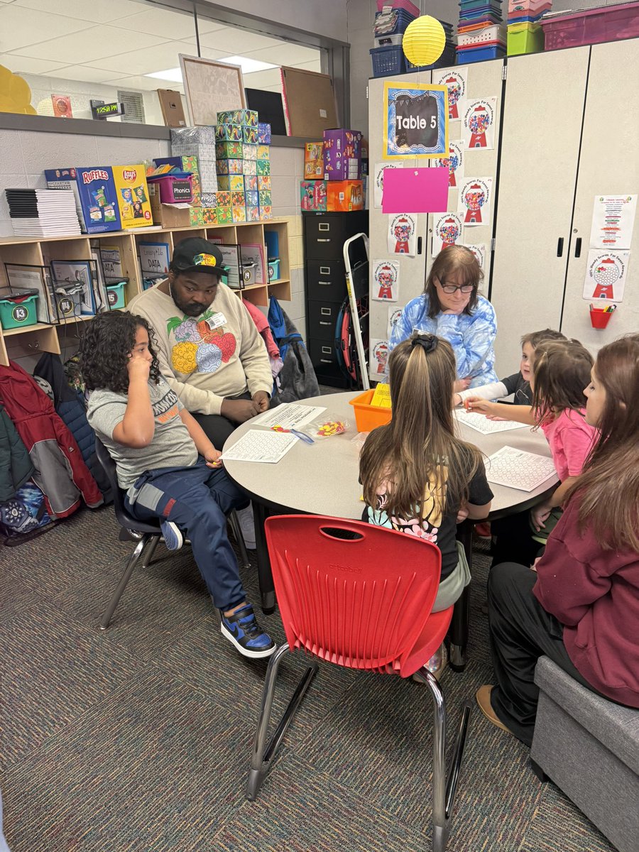 Julie Moore tweet media