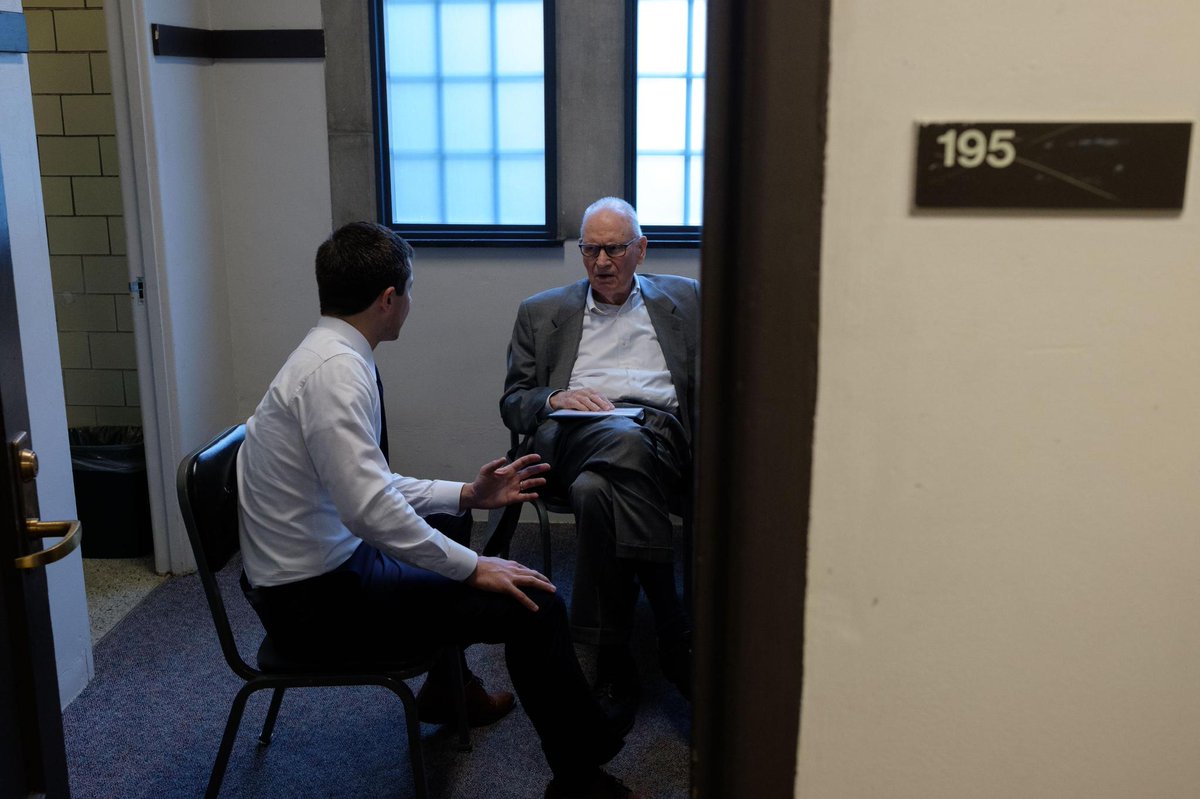 Pete Buttigieg tweet media