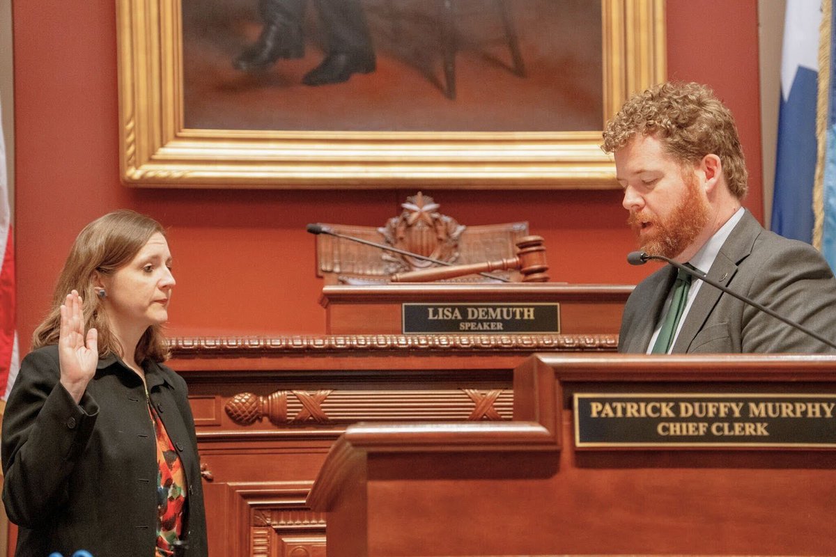 Amy Klobuchar tweet media