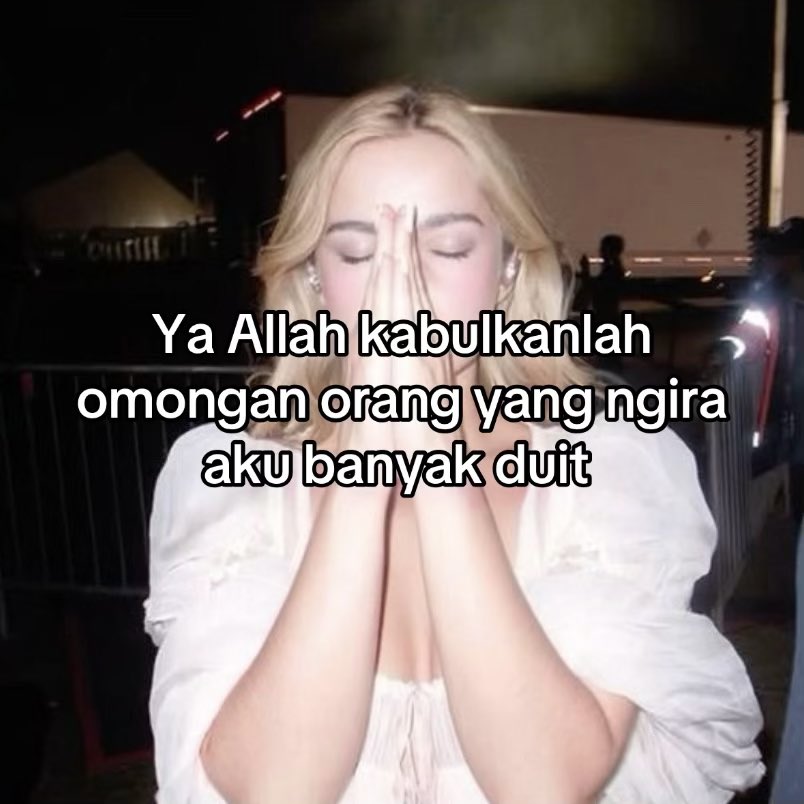 dewirahmat_'s tweet image. 