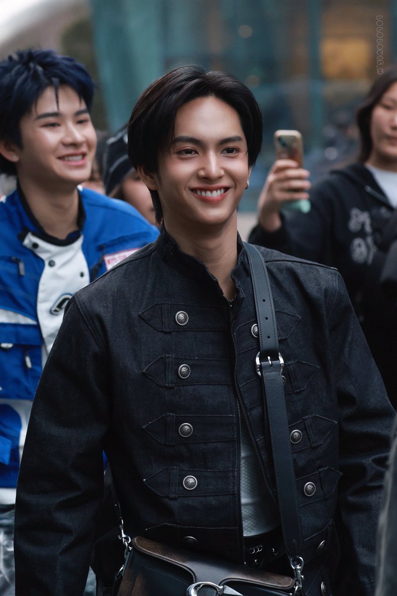 imyoursp._.n tweet media