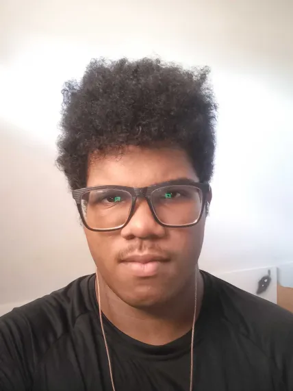 JOEMANDIAS's tweet image. mulheres são tipo 

"nossa acho homens negros tão lindos"

e são sempre os mesmos 4 caras: