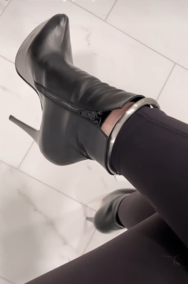 Like and retweet if you love these high heels! 👠 

#shoesaddict #HighHeels 👠