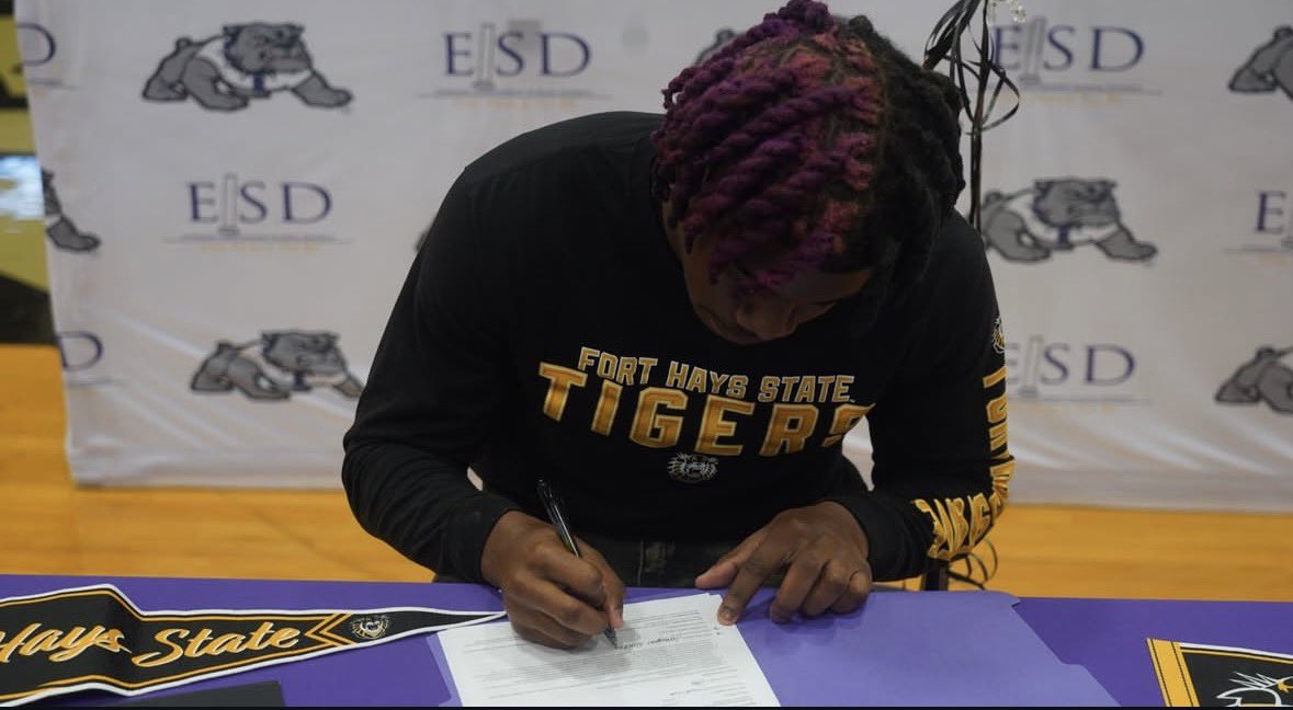 Barrington Stricklin tweet media