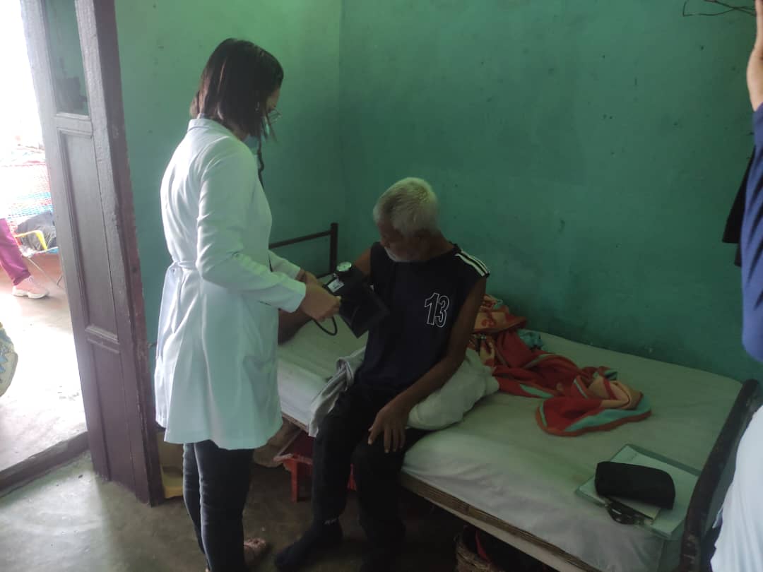 jaur85707's tweet photo. La Misión Barrio Adentro es el sueño de Fidel y Chávez hecho realidad: salud gratuita para millones.  🇨🇺🤝🇻🇪#CubaConVenezuela #CubaPorLaVida @BMC_TRUJILLO  @jaur85707 https://t.co/K2pScQ4jvO