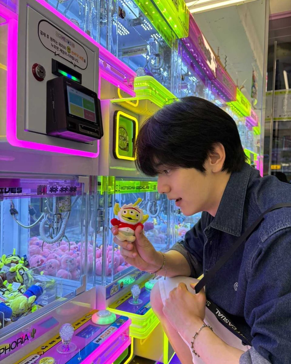 chaeyeon tweet media