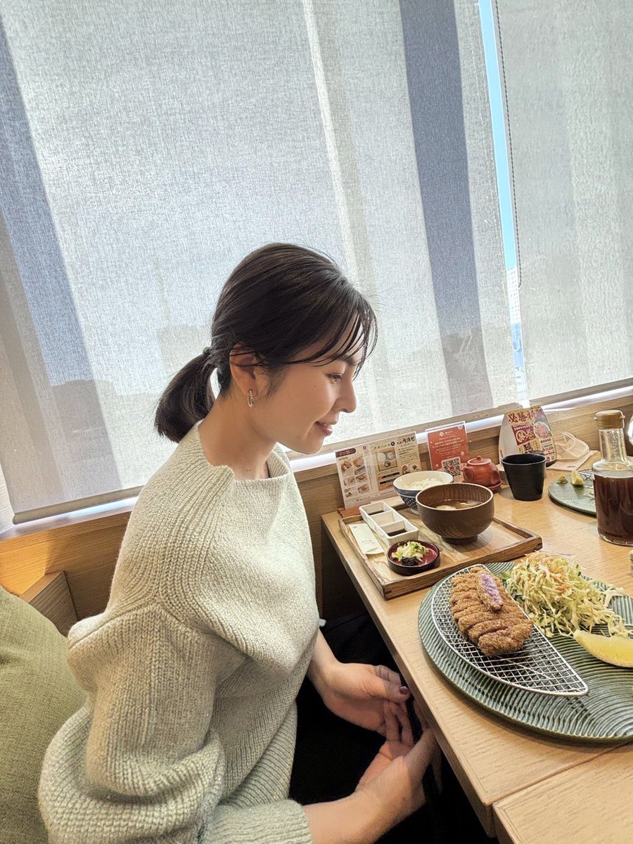 立春を迎えました🌸暦の上では春ですが、体はまだ冬モードですよね🗓️

この時期は「肝」が疲れやすく、イライラや火照り、お腹の張りが出やすいです😶‍🌫️

① しっかり食べてパワーチャージ🍚
② お散歩やストレッチで軽く体を動かす🚶‍♀️

頑張りすぎずゆるっと春支度ですね😊🌷