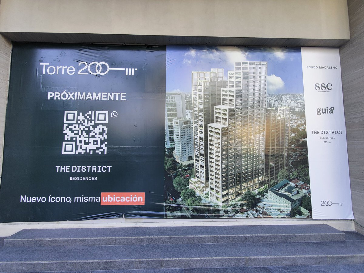 ¿A cuánto ascendió la multa por estas salvajes mutilaciones (desmoches) recientemente perpetradas en Av. Américas 1619, col. Providencia, por el proyecto The District, <a href="/VeroDelgadilloG/">Verónica Delgadillo</a> ? ¿Están al tanto, <a href="/GuadalajaraGob/">Gobierno de Guadalajara</a> ?