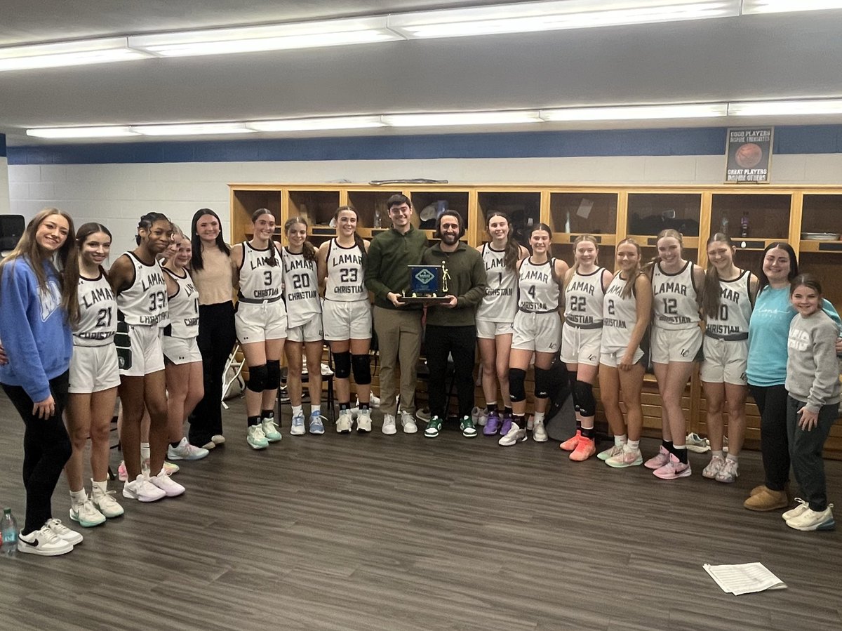 KalynHawthorn20's tweet photo. District Champs!!! I am so thankful for my team and our coach! I was also blessed to be chosen for the  2A All-District Team!

#basketball #basketballtournament #championship #tournamentchamps #districtchampions #alldistrictteam https://t.co/z5u4B30xe9
