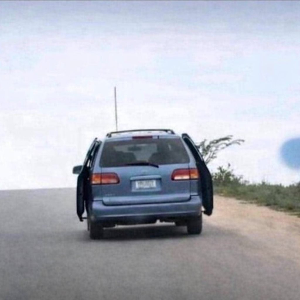 Na u dey pray for open doors, but as door open you run 😂