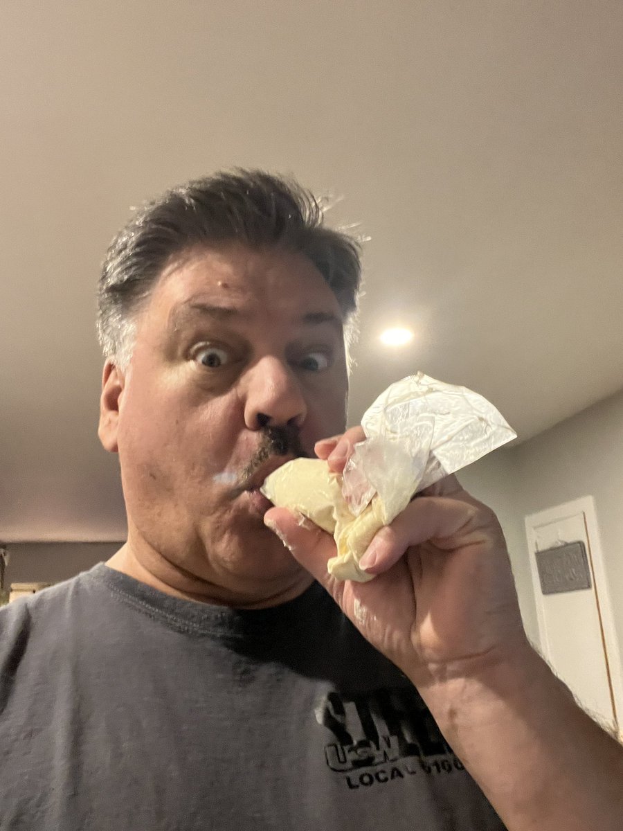 CrackersWalker's tweet photo. Audition for The Great Canadian Baking Show is tomorrow, and think we have real contender 🤤 Go Gamma Sheila! https://t.co/j8Zo9HzxF0