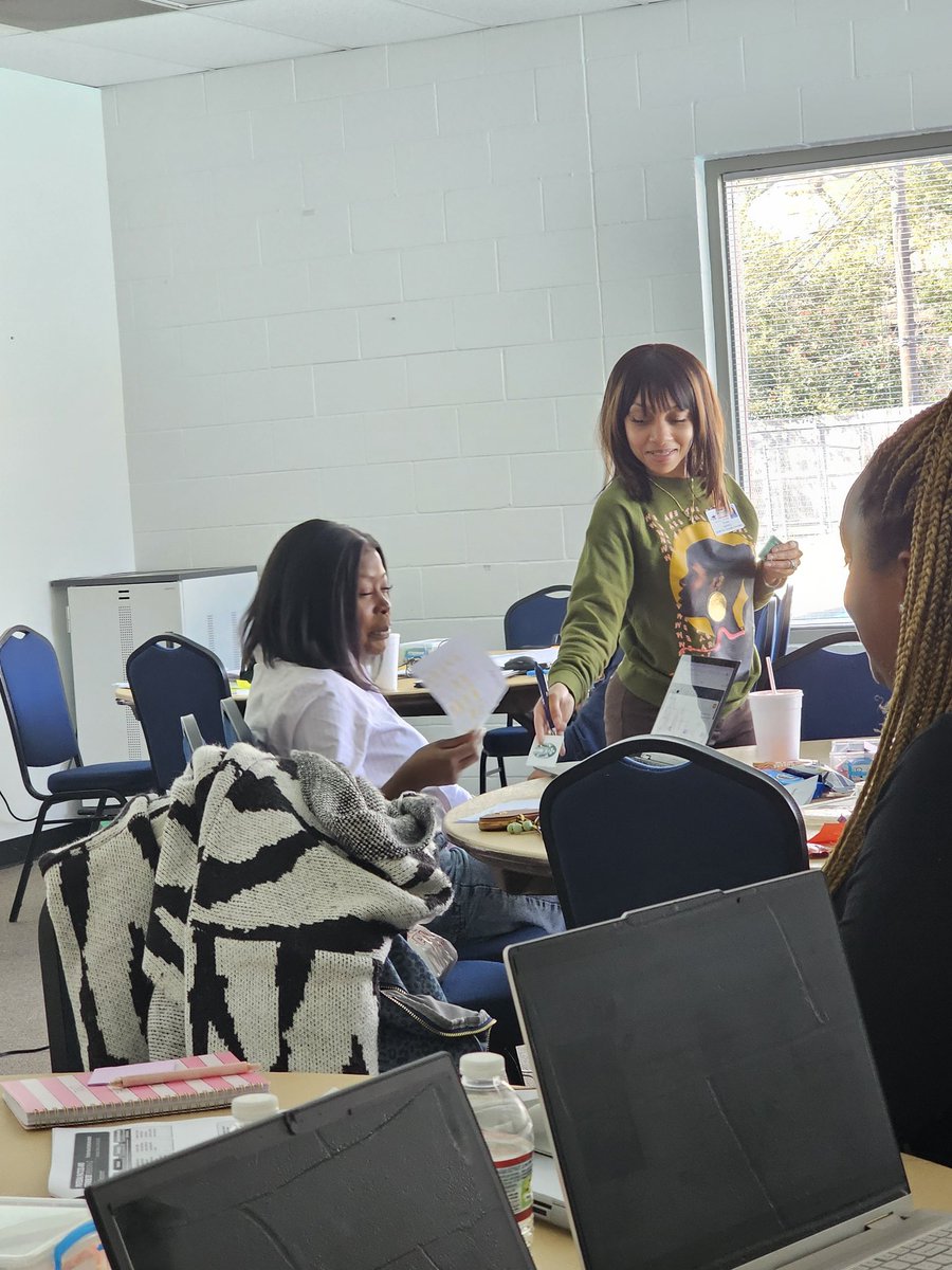 Johanna Sanchez tweet media