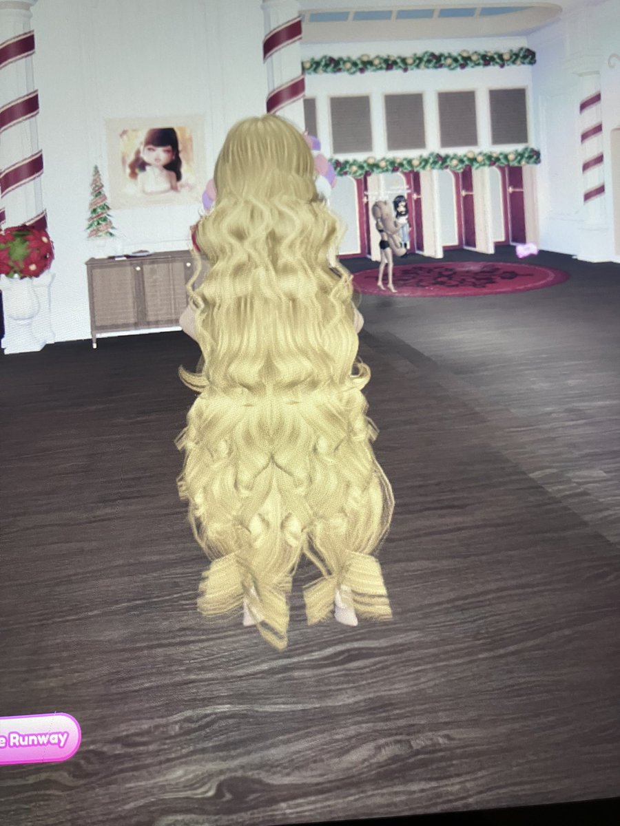 my little sister wanted rapunzel. can't figure out the clothes tho