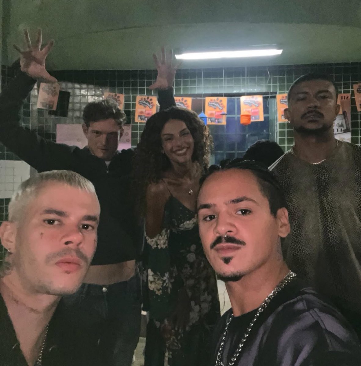 nao aguento eles melhor elenco do mundo