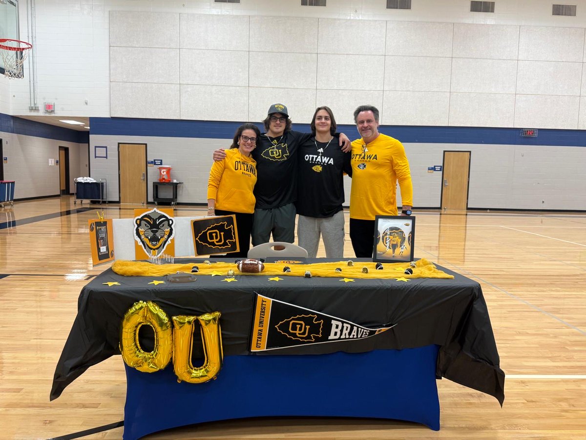 Eric Holzer tweet media