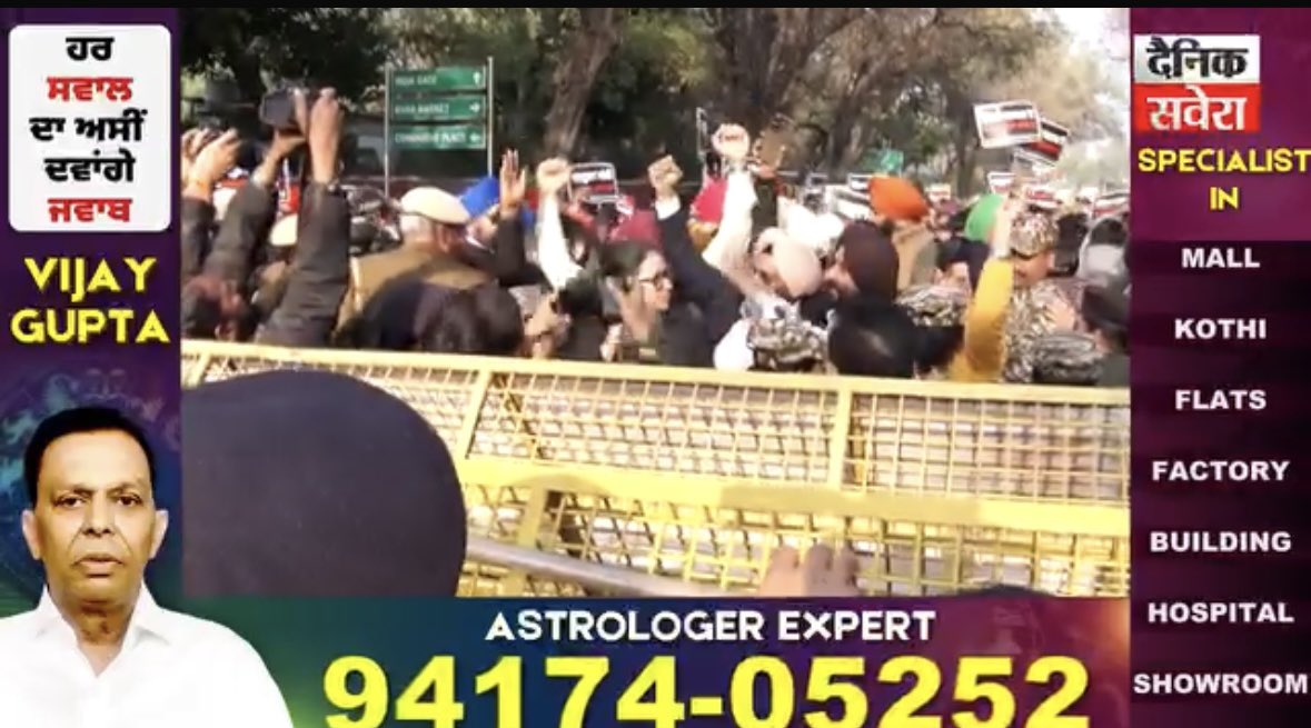 ActivistPreeti's tweet image. सिखों का अपमान, नहीं सहेगा हिंदुस्तान।

संसद में राहुल गांधी द्वारा सिख समाज के प्रति की गई आपत्तिजनक टिप्पणी के विरोध में आज दिल्ली भाजपा सिख प्रकोष्ठ के कार्यकर्ताओं के साथ कांग्रेस मुख्यालय पर आक्रोश प्रदर्शन किया।
#SikhProtest @Virend_Sachdeva @PavanRanaRSS @narendramodi