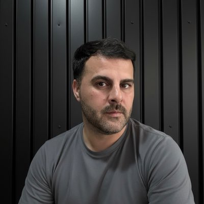 Pato_Oteiza's tweet photo. #NuevaFotoDePerfil https://t.co/oOgsOhffdR
